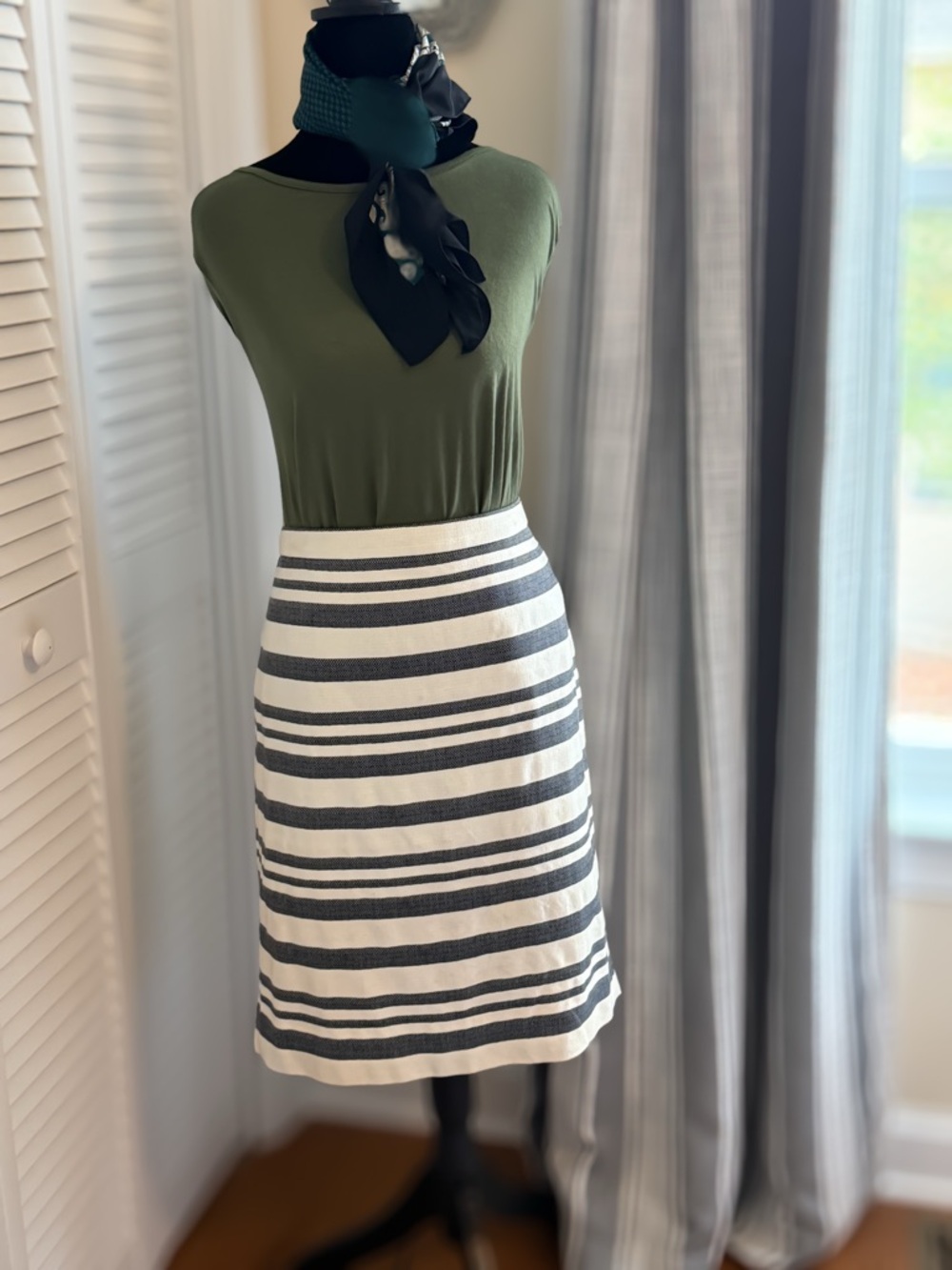 J Crew A Line Skirt Size 10